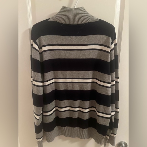 Men’s Tommy Hilfiger Half Zip Sweater - Picture 2 of 2